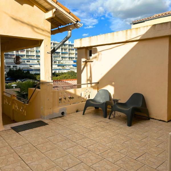 Hôtel Le Carnon Carnon-Plage Exterior foto